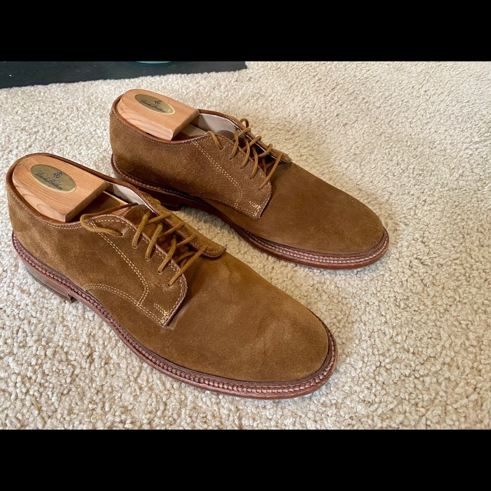 Alden Unlined Plain Toe Blucher
Snuff Suede - Picture 2 of 8